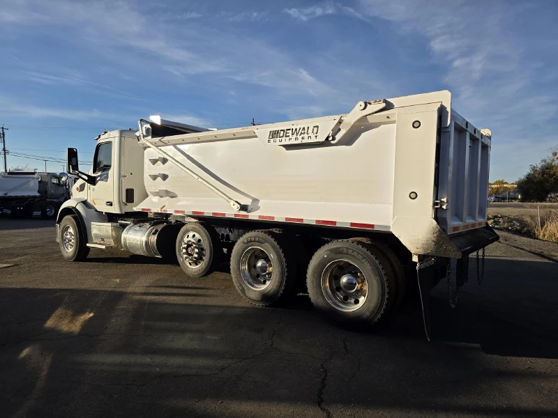 2018 PETERBILT 579