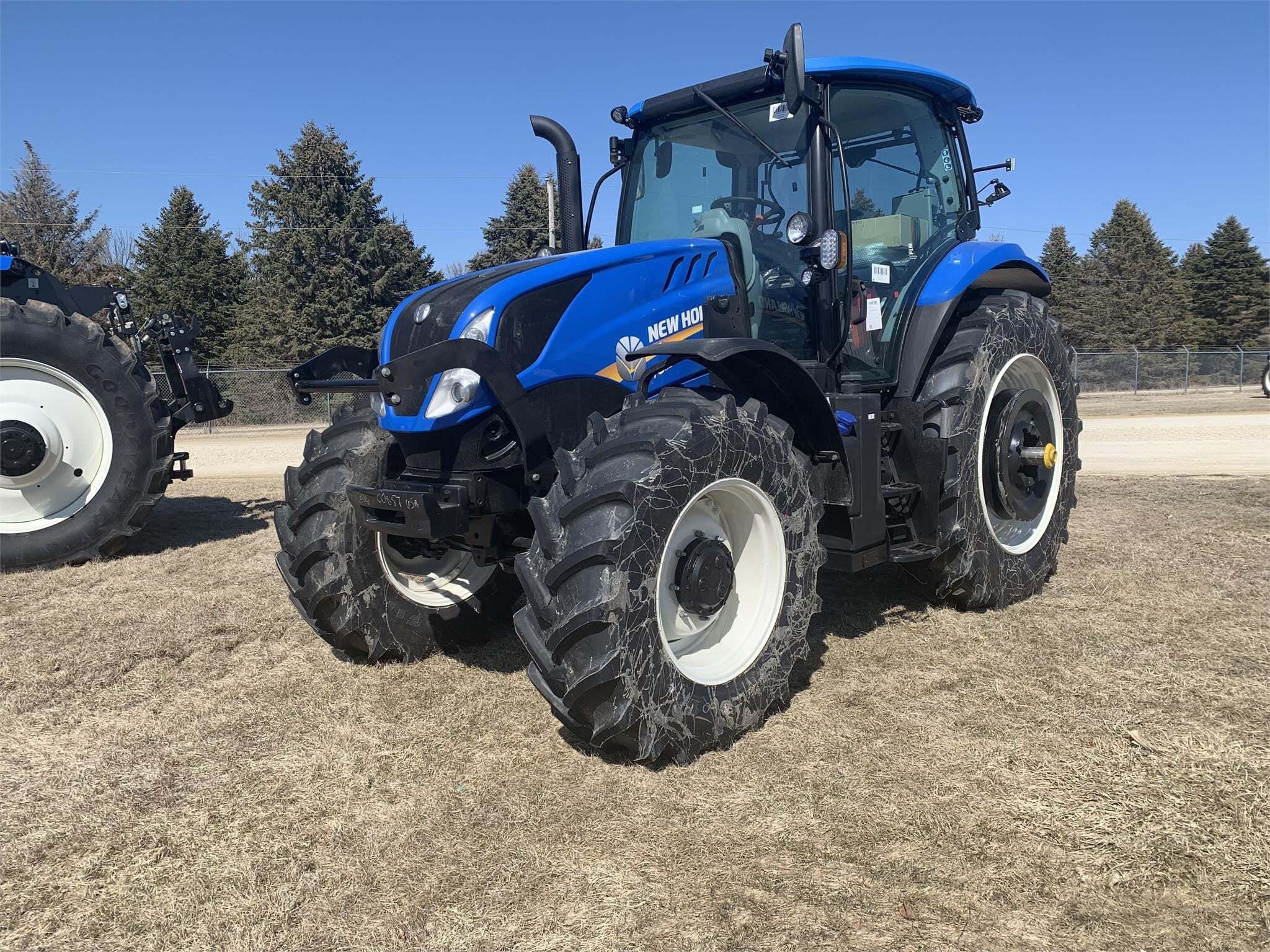 2026 NEW HOLLAND T6.180 in Charles City, IA
