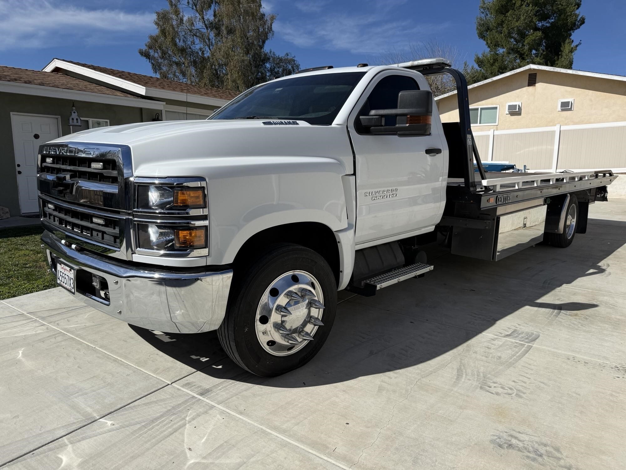 2019 CHEVROLET SILVERADO 6500HD in Fullerton, CA