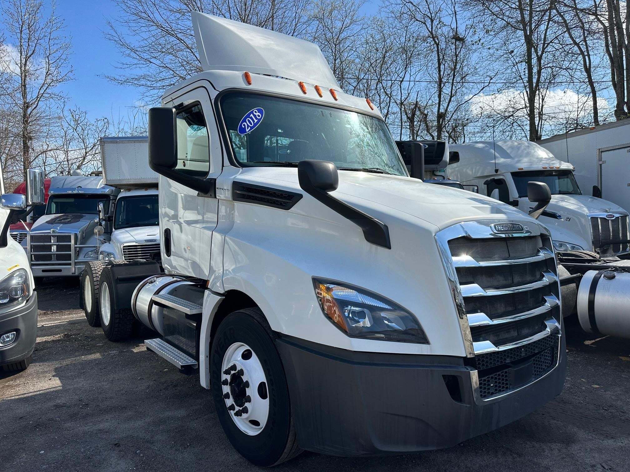 2018 FREIGHTLINER CASCADIA 125 in Atlanta, GA