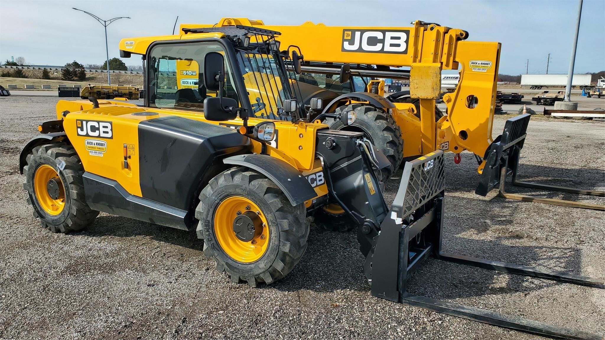 2023 JCB 525-60 AGRI PLUS in Ottawa Lake, MI