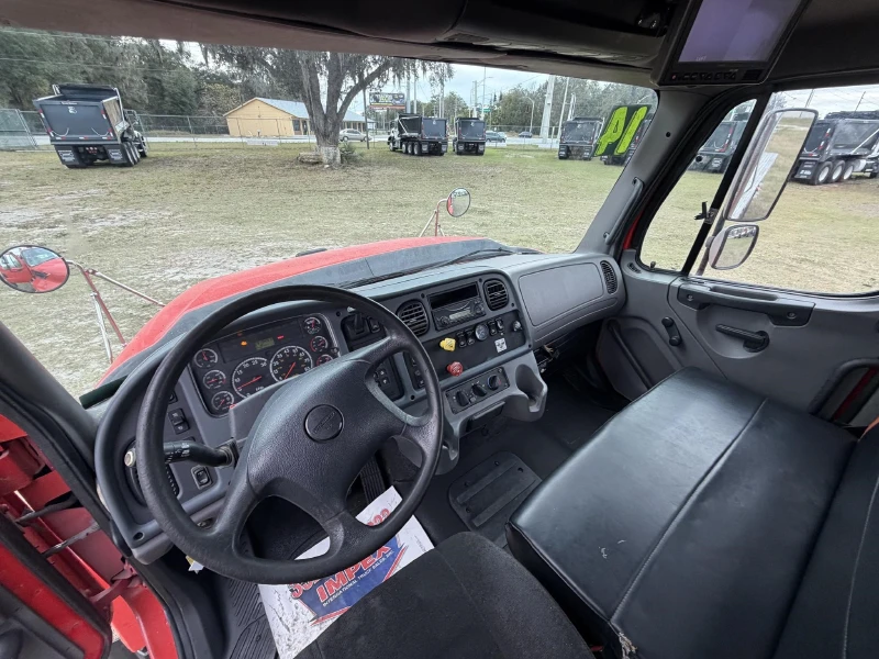 2014 FREIGHTLINER 114SD