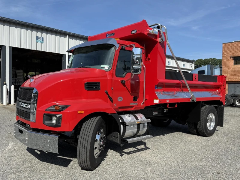 2027 MACK MD7