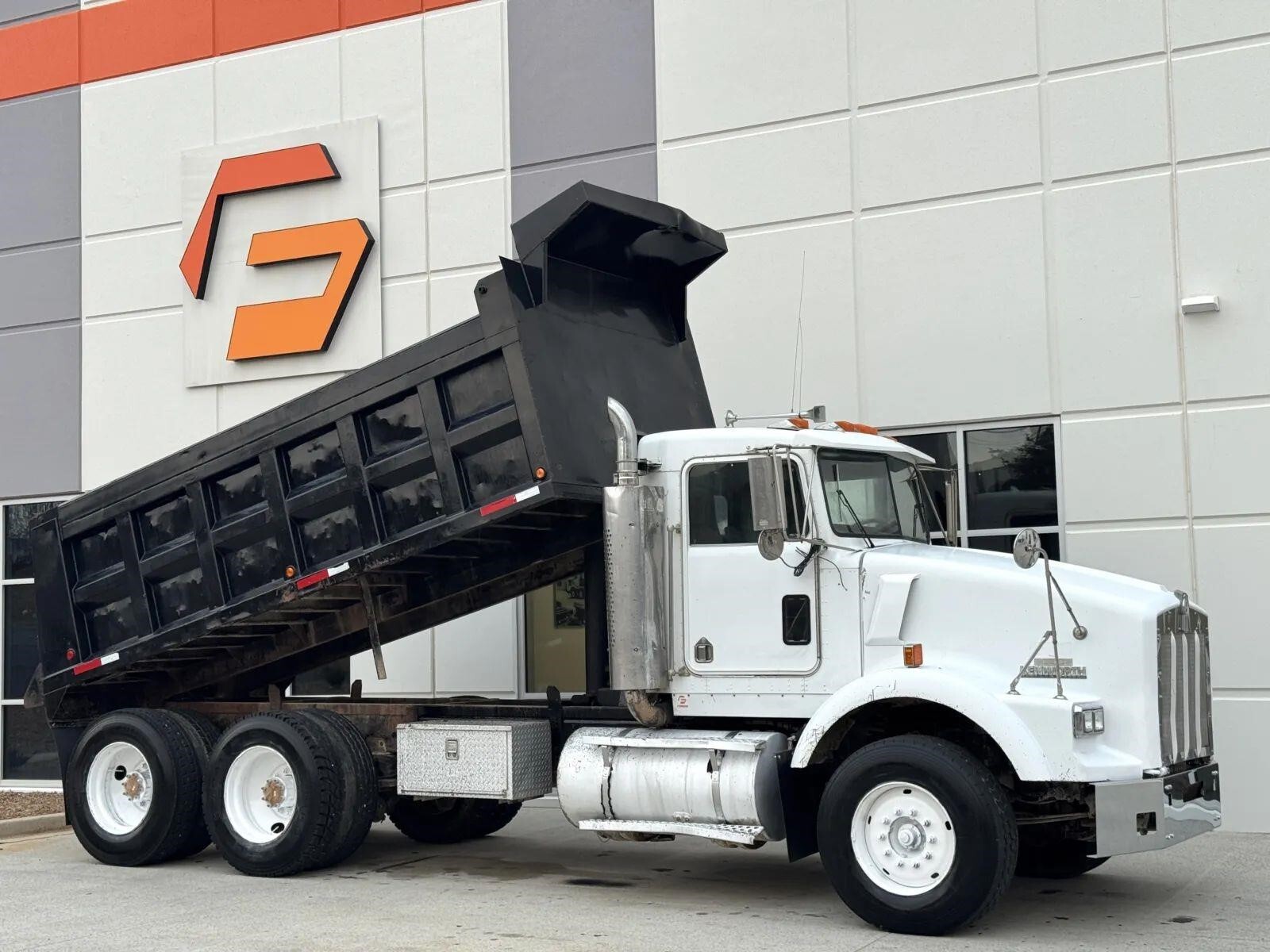 1995 KENWORTH T800 in Greer, SC
