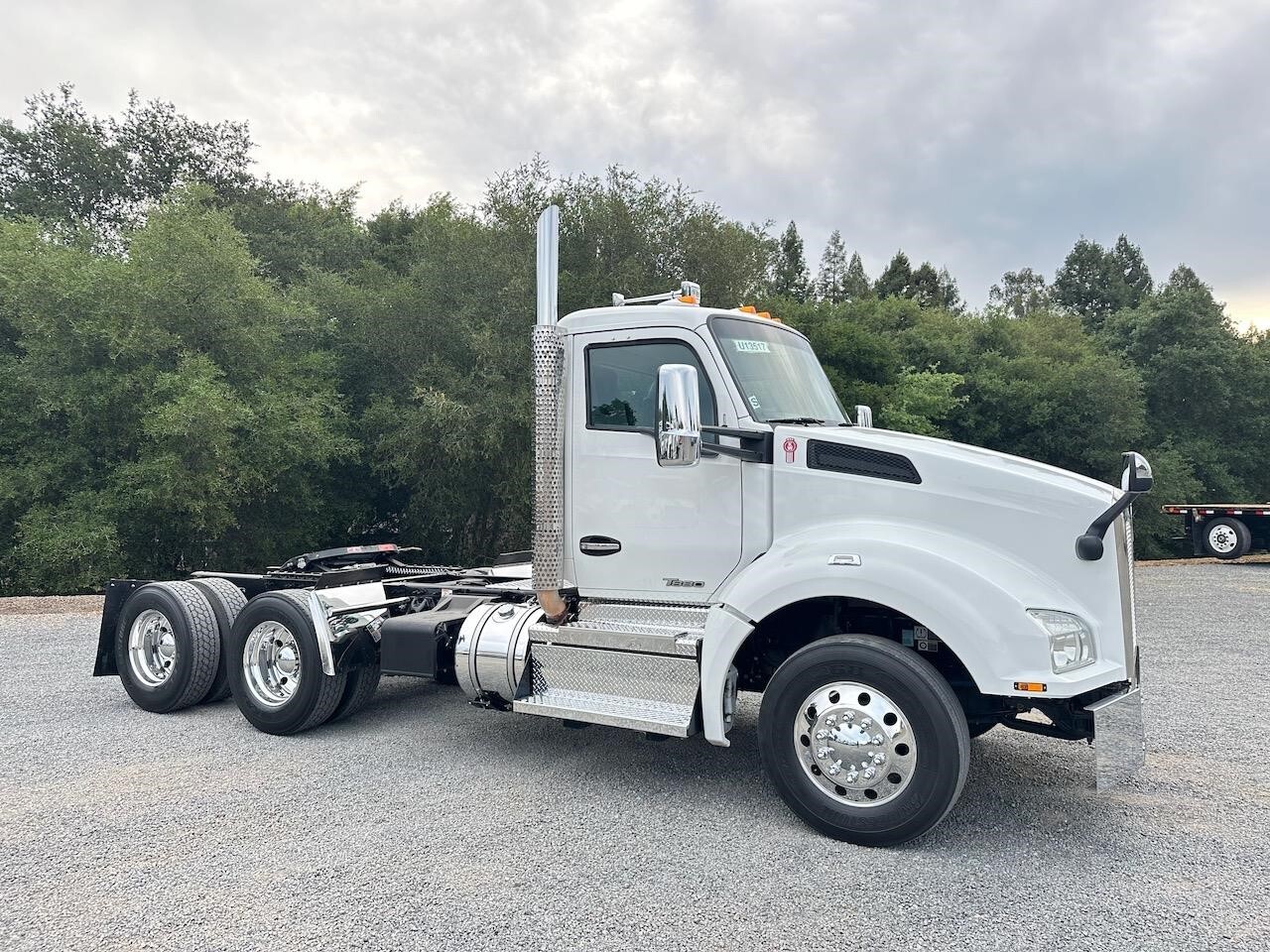 2020 KENWORTH T880 in Cloverdale, CA