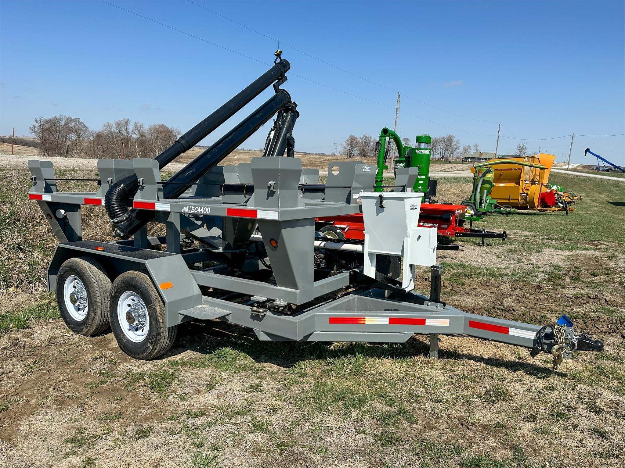 2026 TRAVIS HSC4400 in Henderson, IA