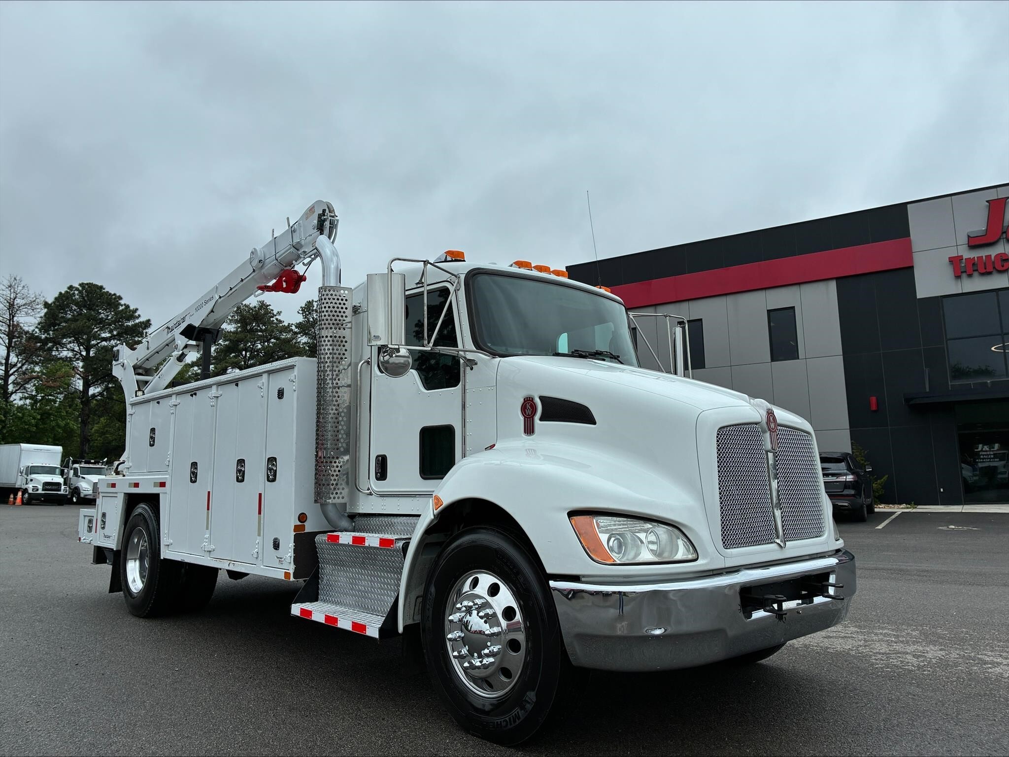 2017 KENWORTH T370 in Chatham, VA
