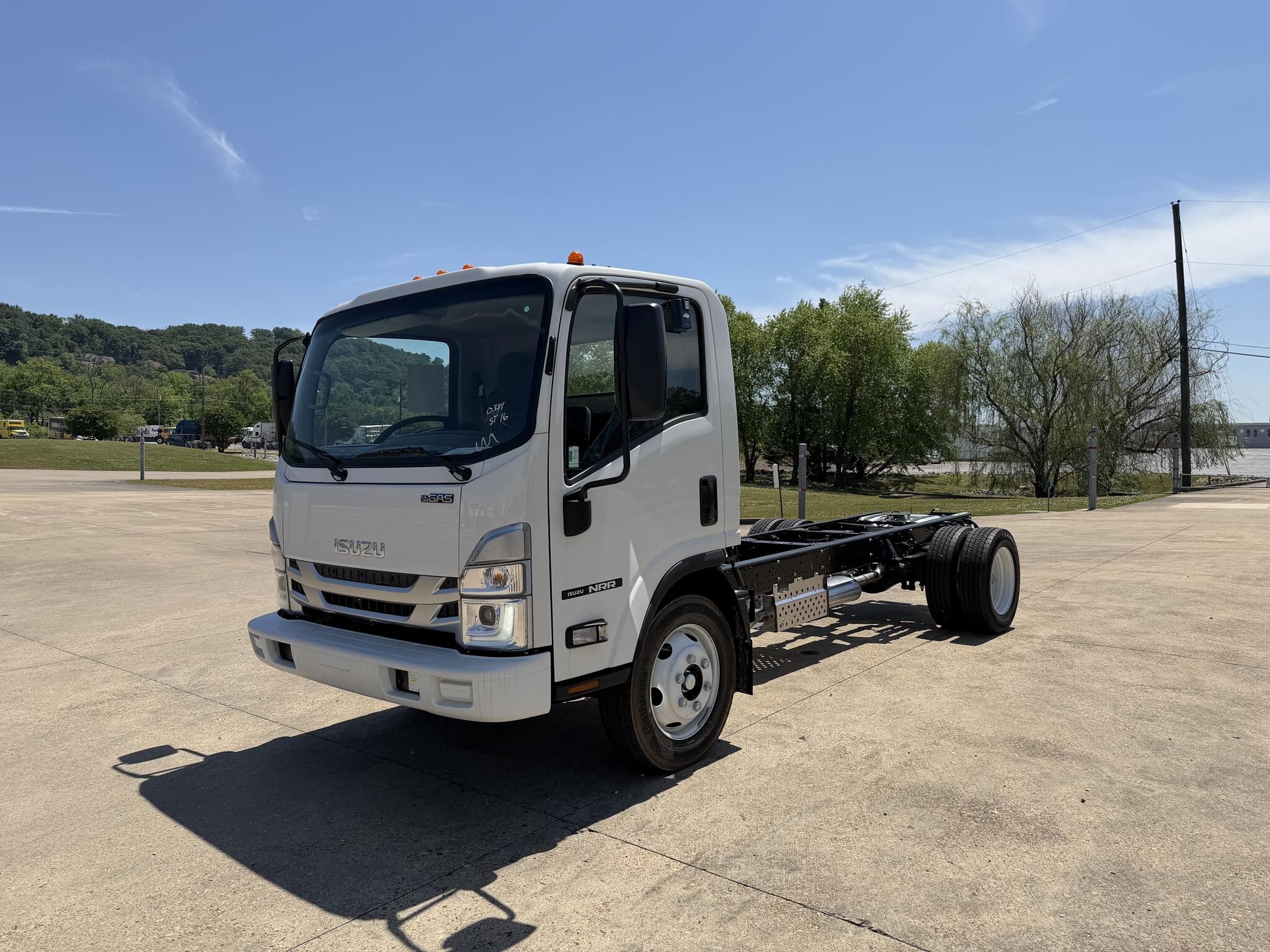 2026 ISUZU NRR in Chattanooga, TN