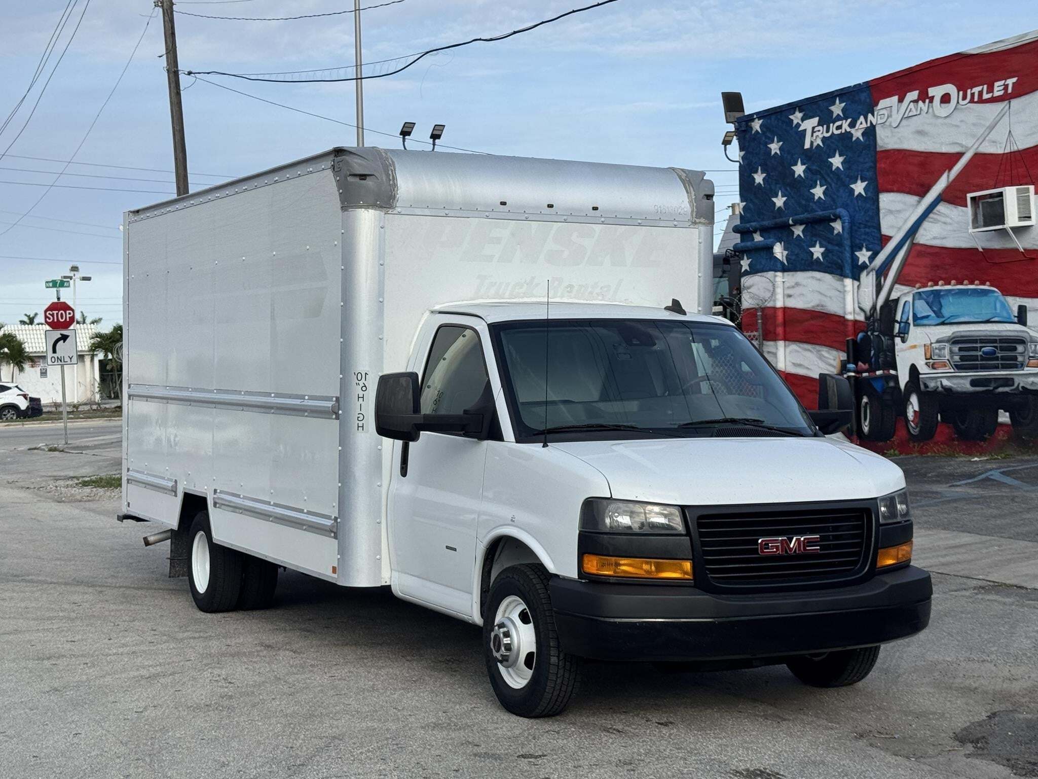 2019 GMC SAVANA in Miami, FL