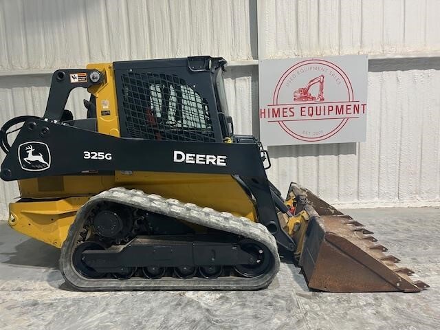 2021 DEERE 325G in Van Alstyne, TX