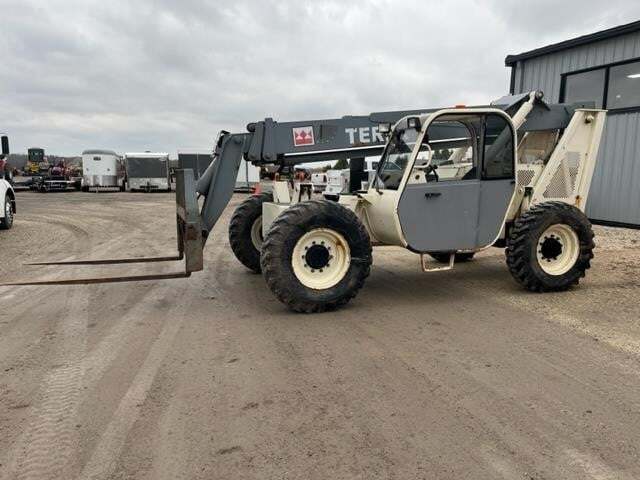 2004 TEREX TH842C in Sheboygan, WI