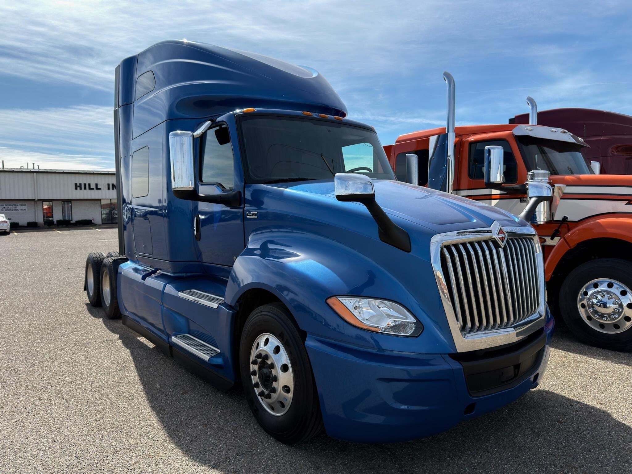 2021 INTERNATIONAL LT in East Liverpool, OH