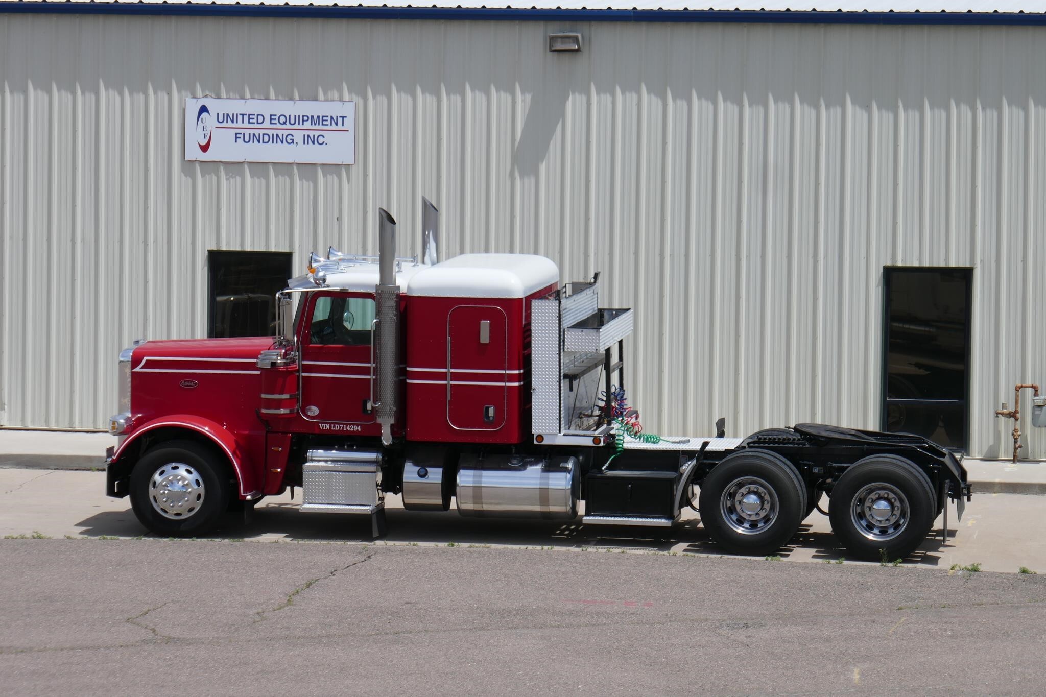 2020 PETERBILT 389 in Henderson, CO