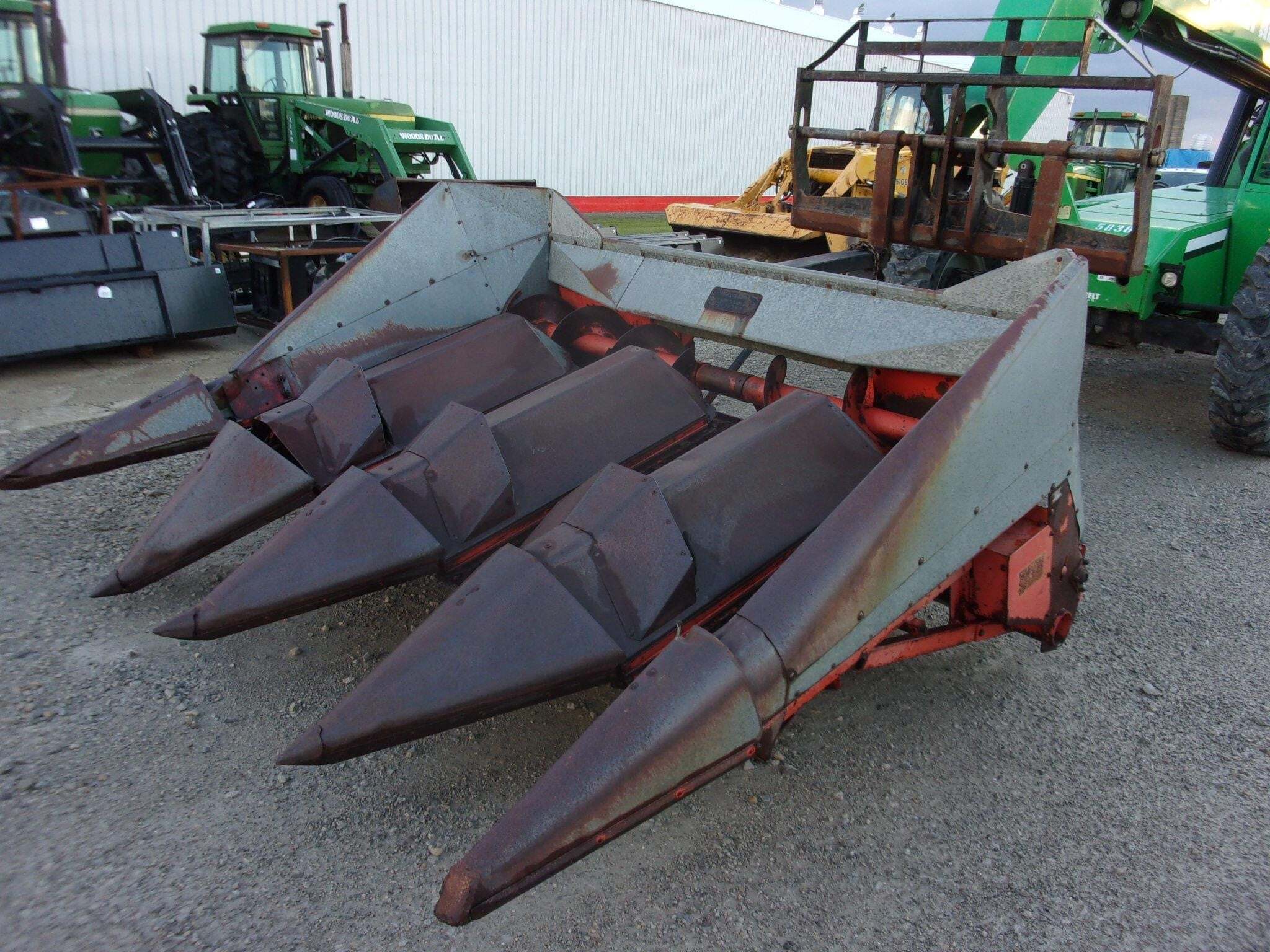 1979 GLEANER 430 in Marlette, MI