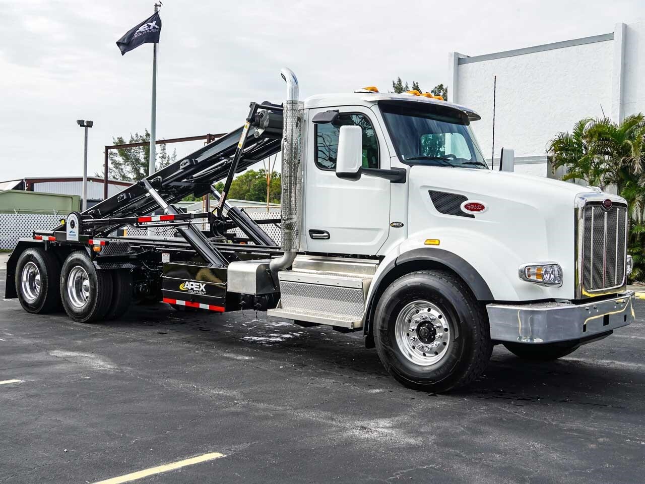 2027 PETERBILT 567 in West Palm Beach, FL