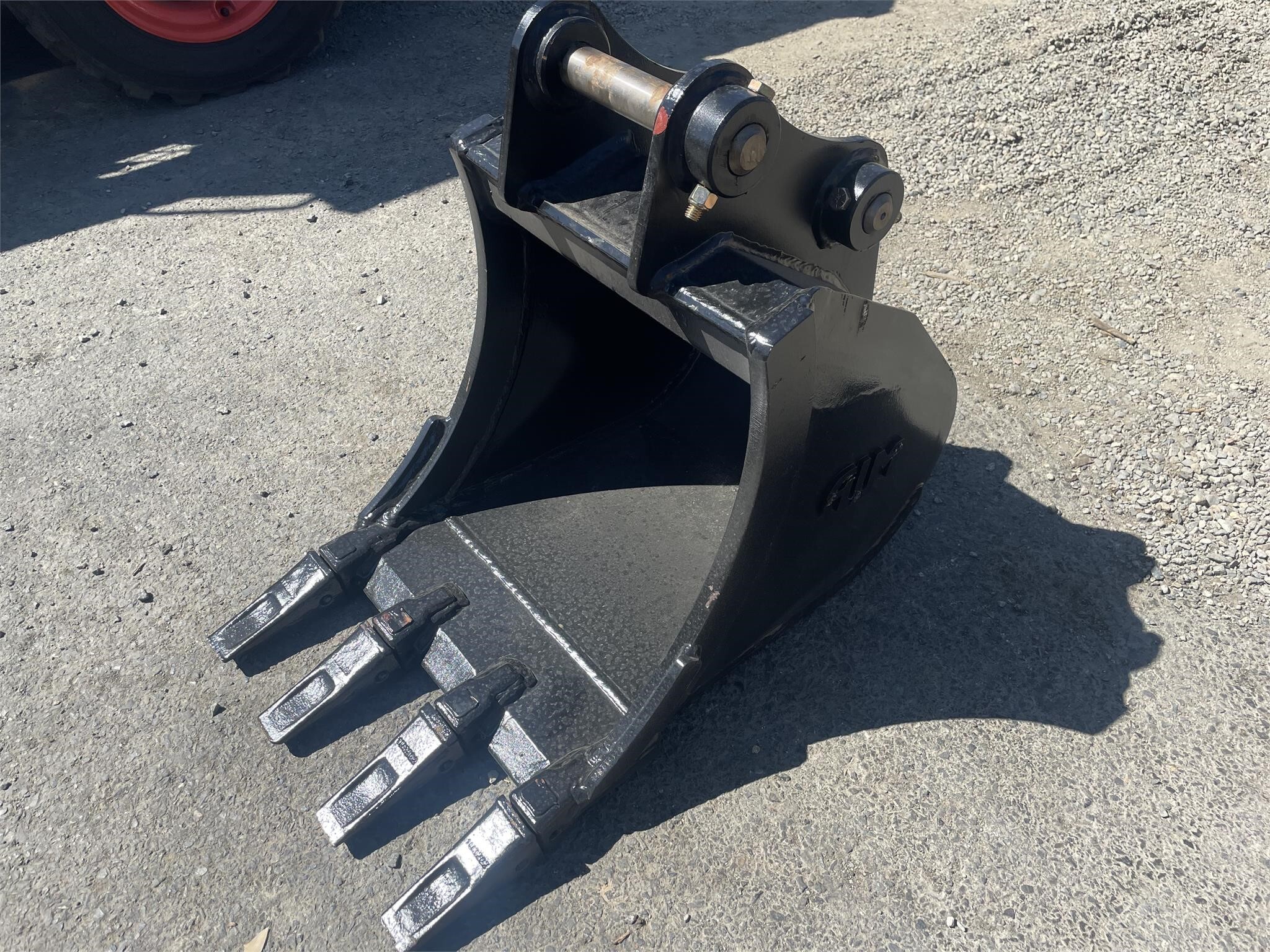 2023 18" TOOTH YANMAR Attachment in Cle Elum, WA