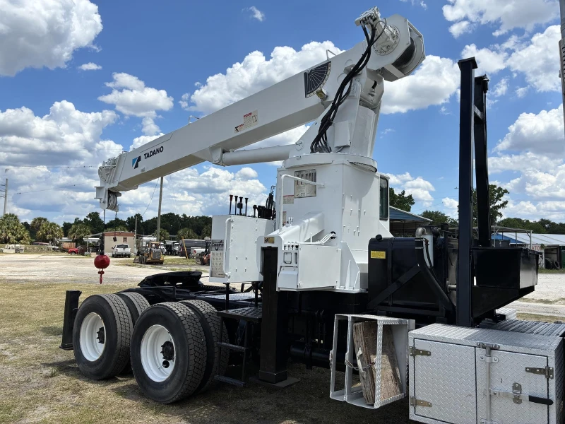 2012 FREIGHTLINER CORONADO 114