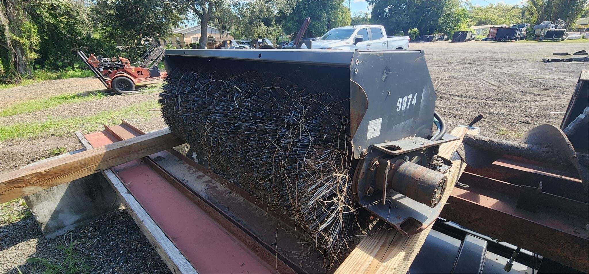 2014 PALADIN Attachment in Longwood, FL