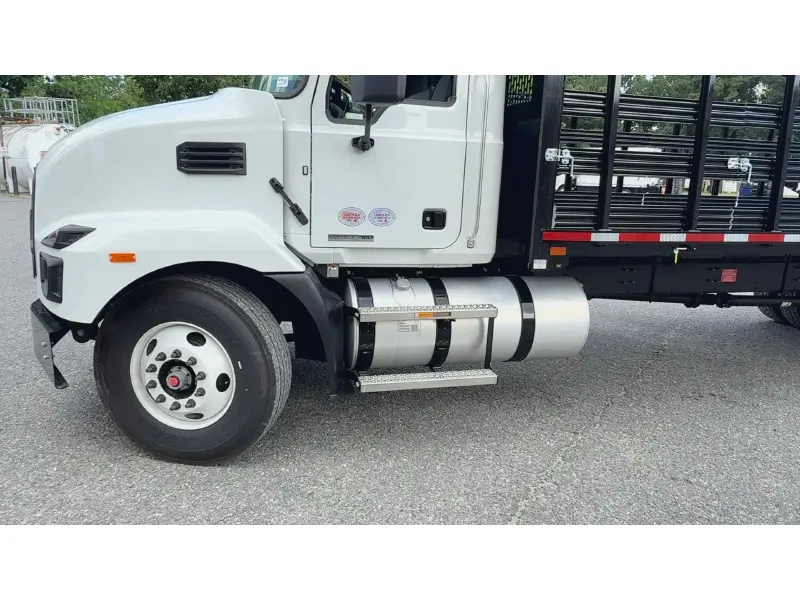 2027 MACK MD6