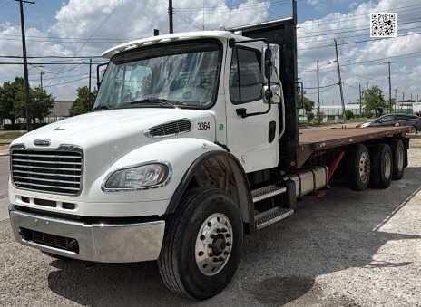 2020 FREIGHTLINER BUSINESS CLASS M2 106 in Columbus, OH