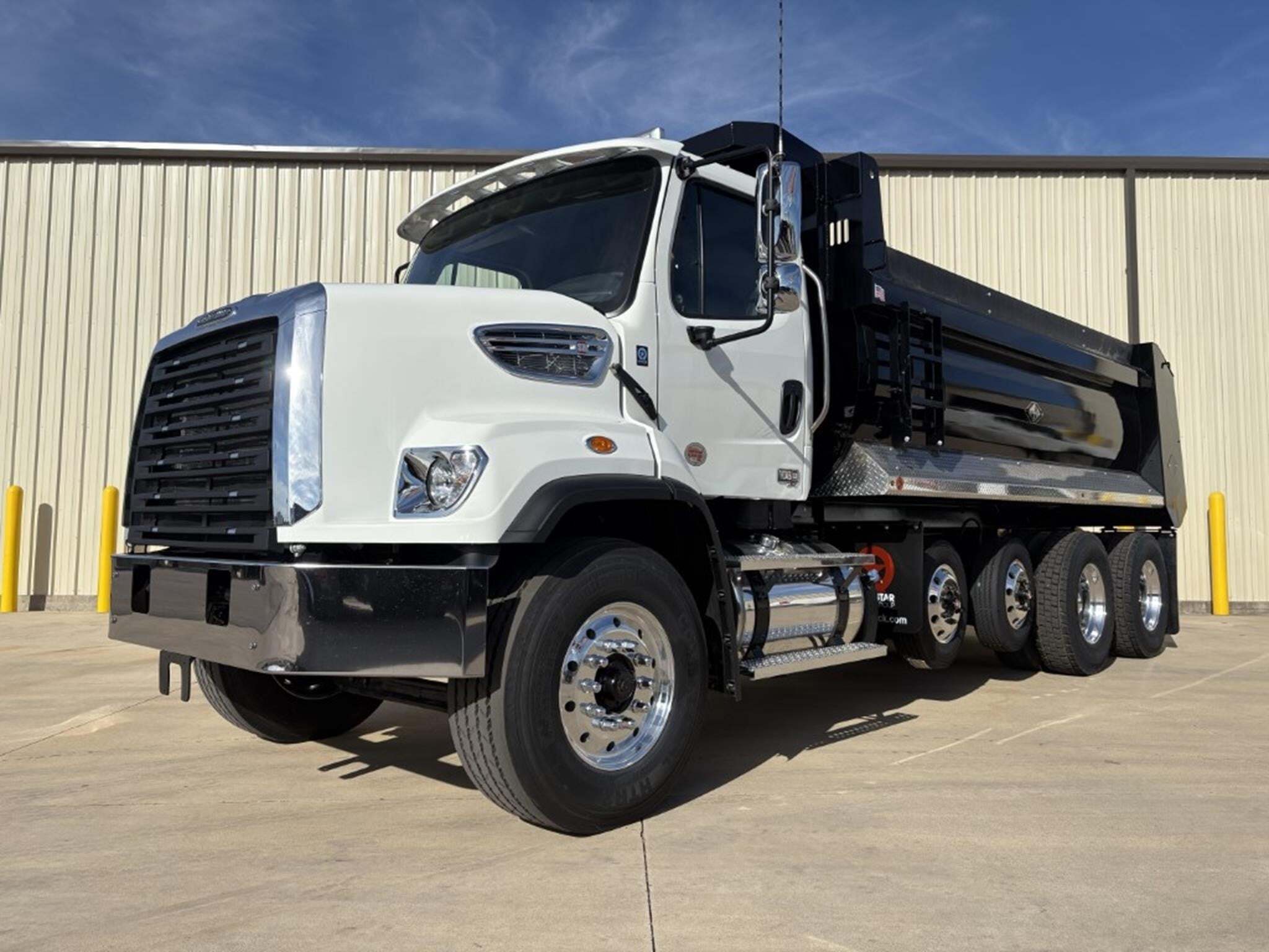 2026 FREIGHTLINER 108 SD in Temple, TX