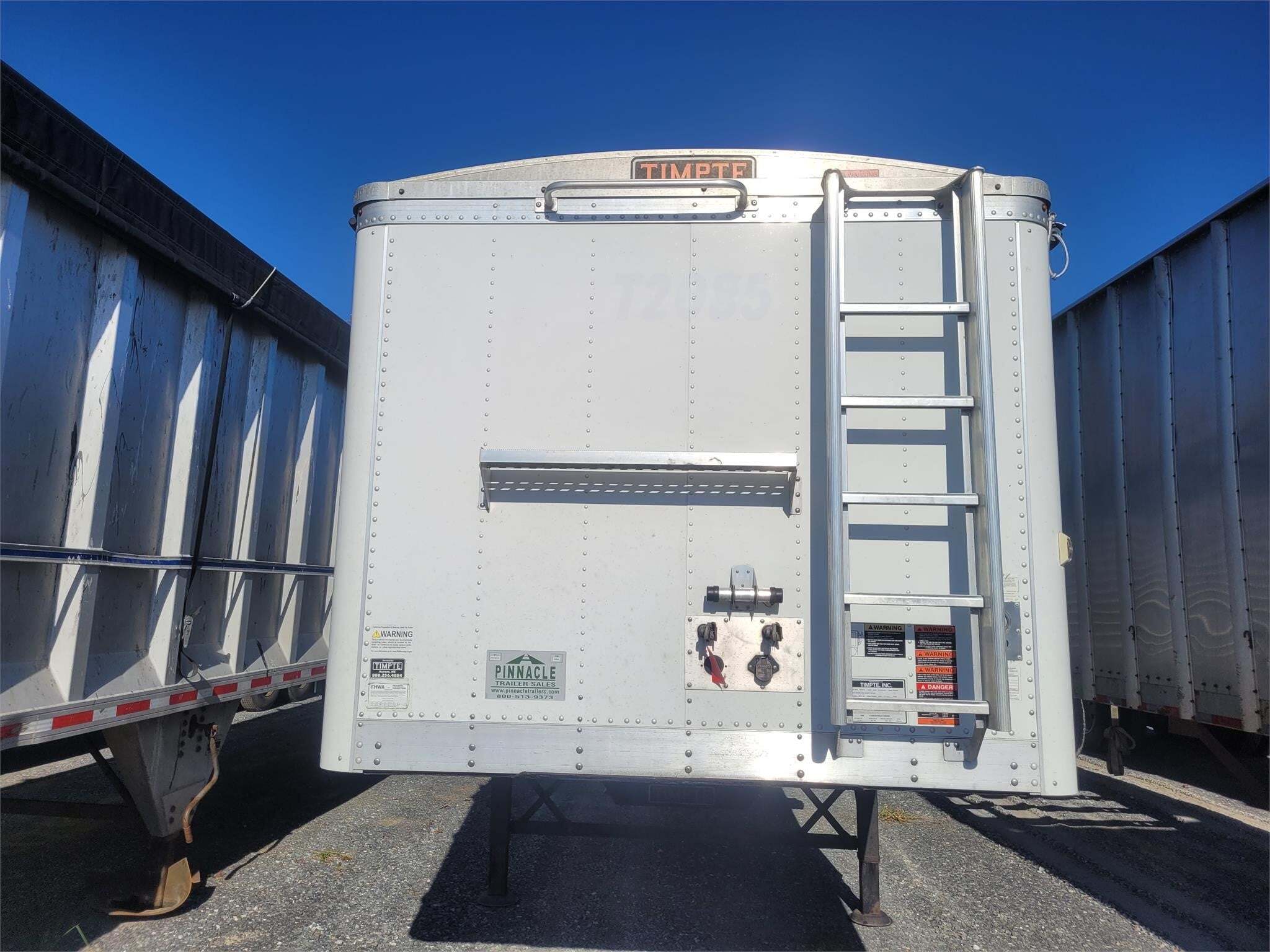 2020 TIMPTE 42' X 96" X 78" WHITE HOPPER BOTTOM in Spartanburg, SC