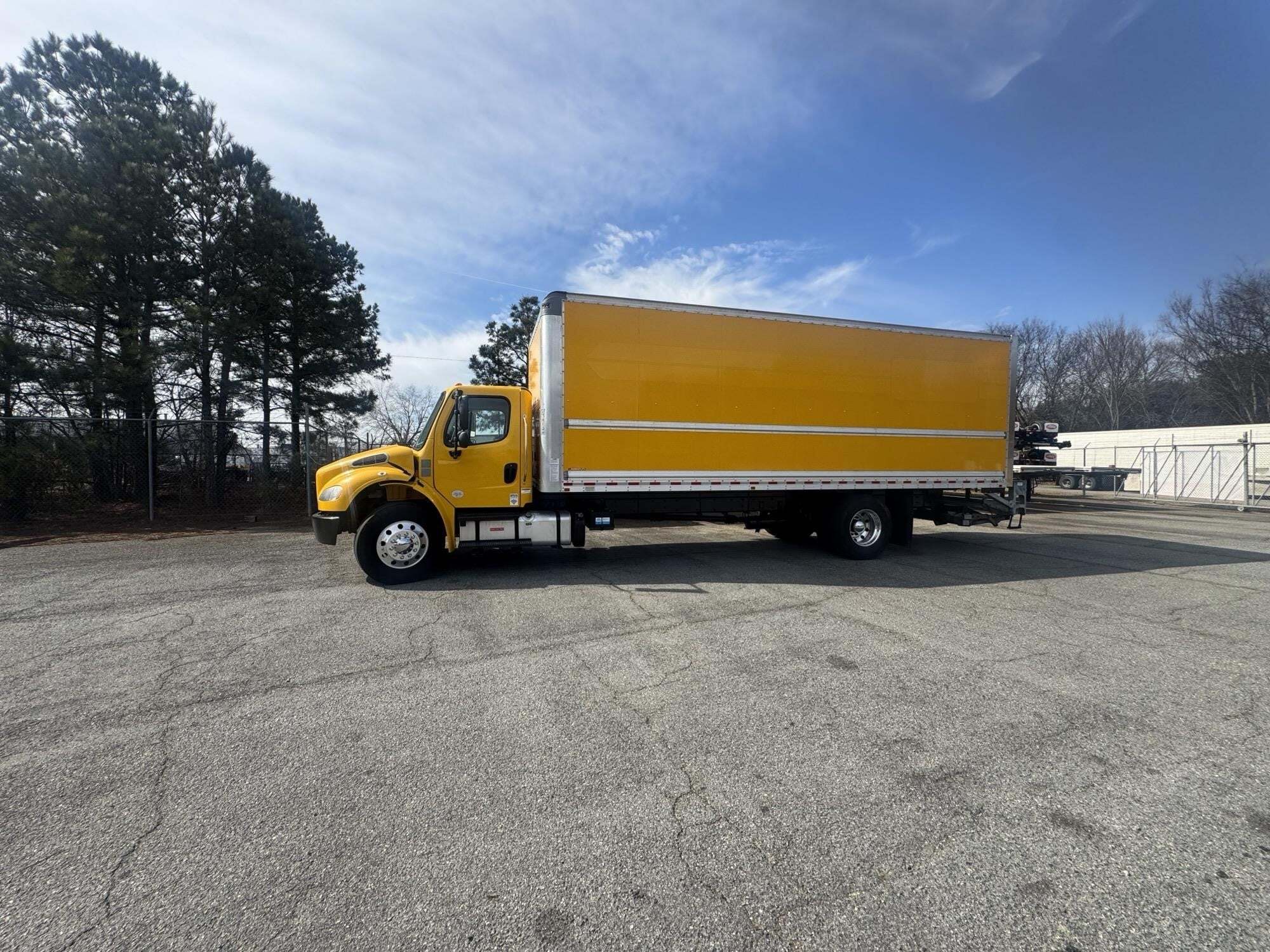 2020 FREIGHTLINER BUSINESS CLASS M2 106 in Macon, GA
