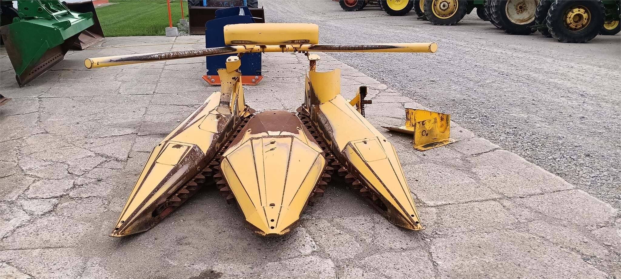 2016 NEW HOLLAND 824 in Marlette, MI