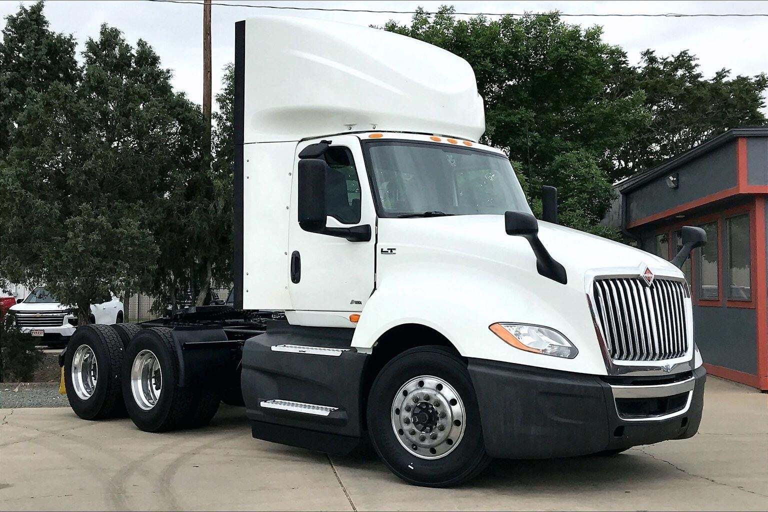 2021 INTERNATIONAL LT in Commerce City, CO