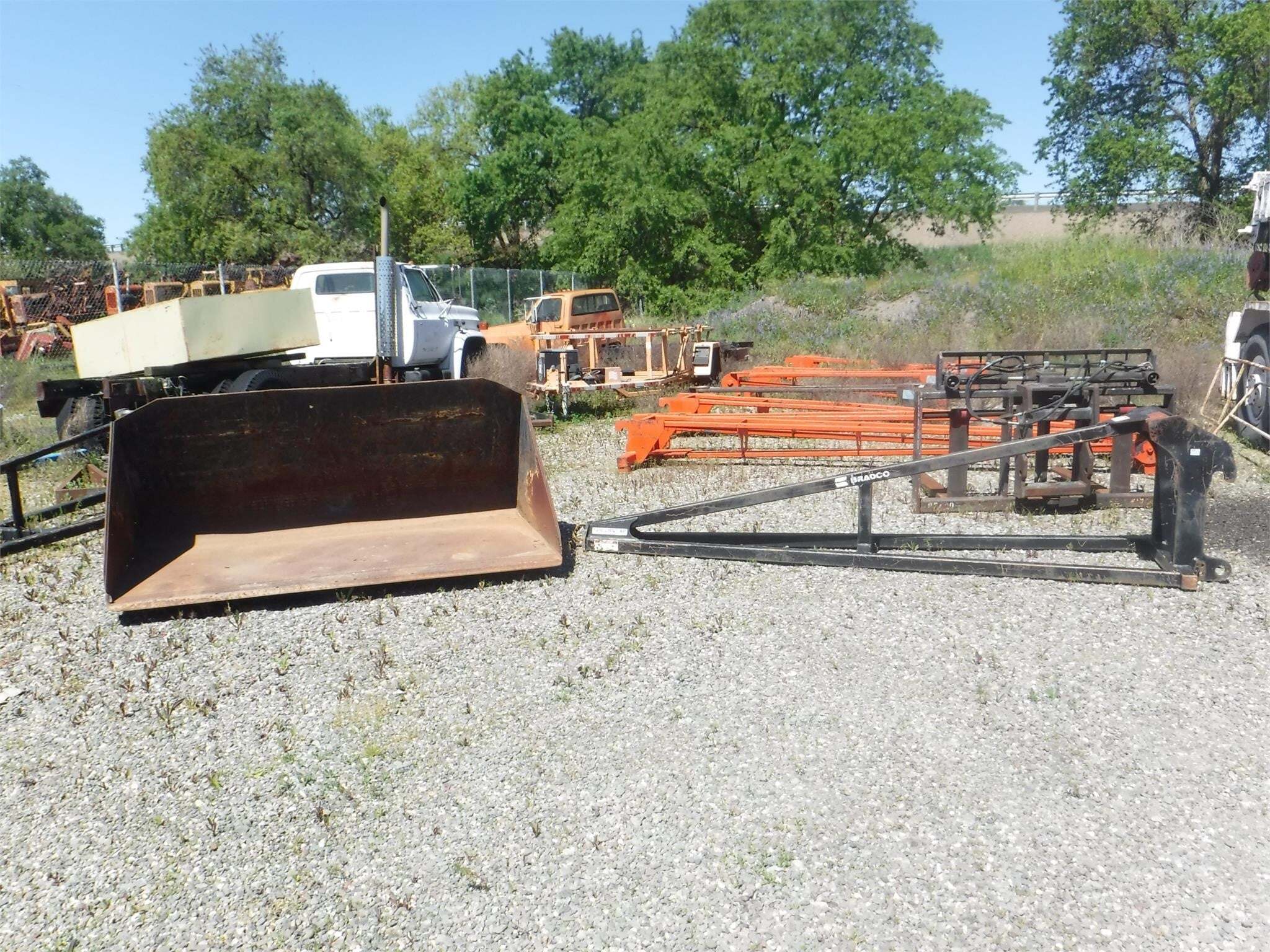 CATERPILLAR Attachment in Woodland, CA