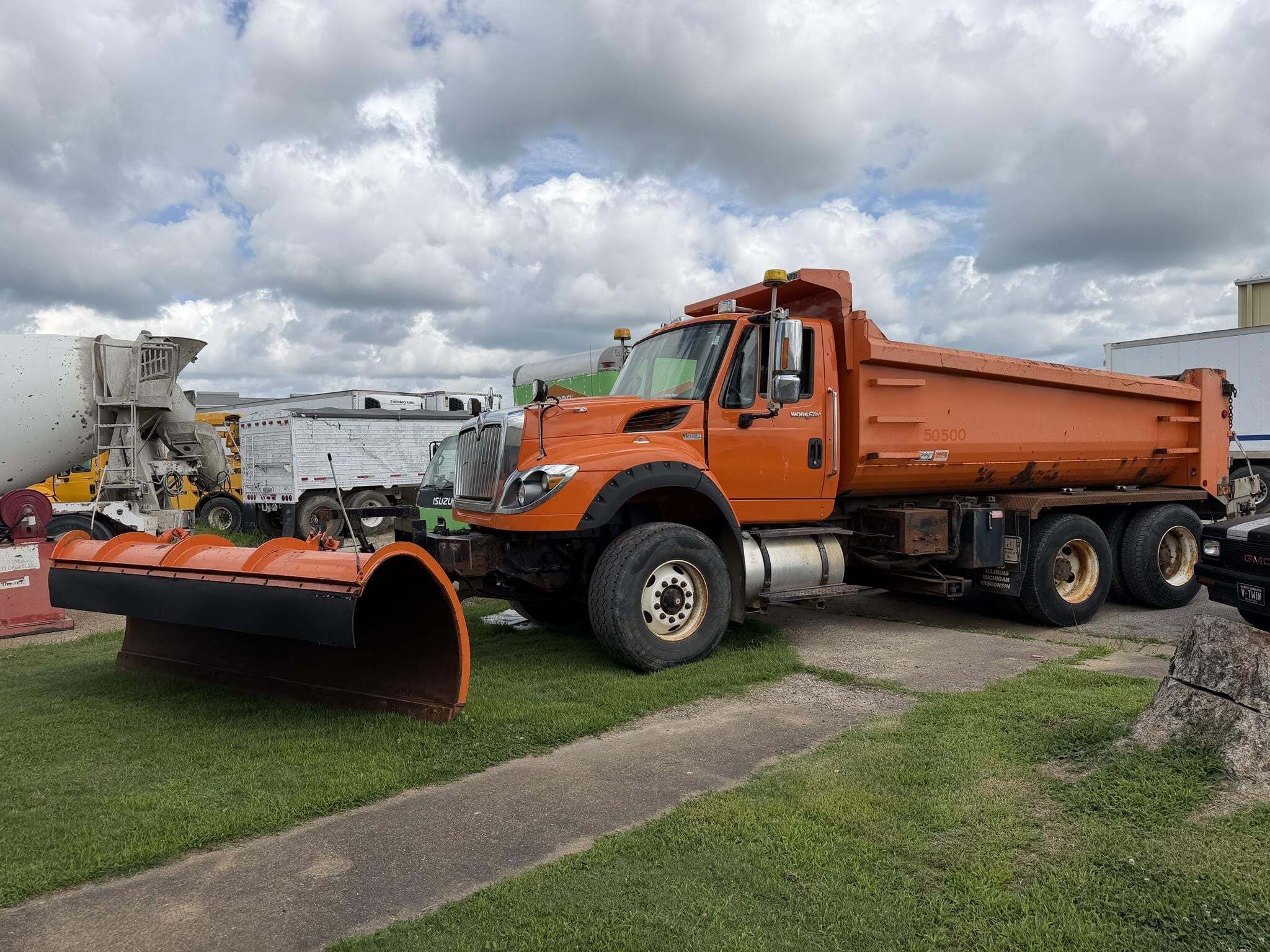 2011 INTERNATIONAL WORKSTAR 7600 in Covington, TN