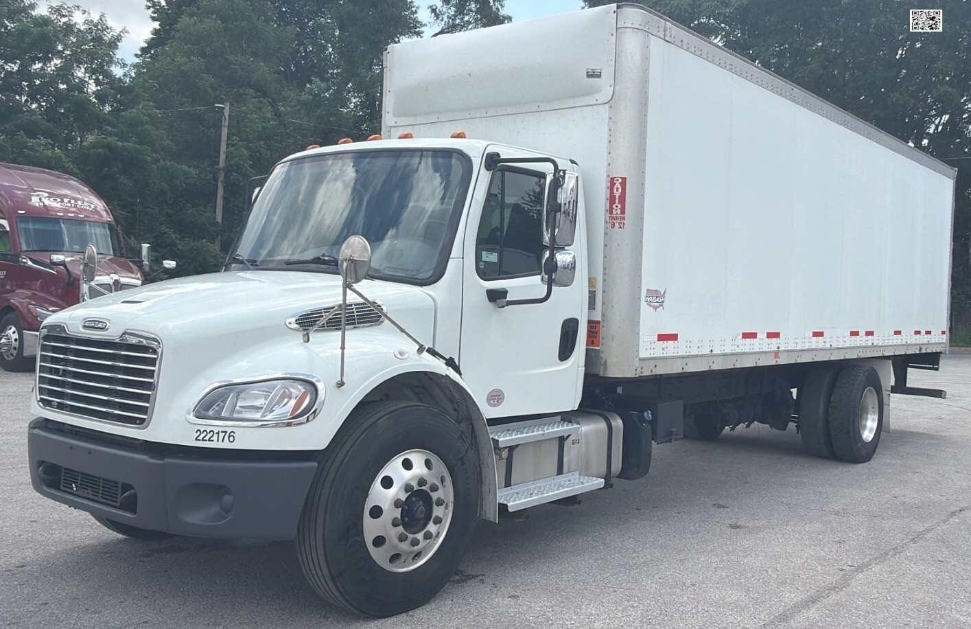 2022 FREIGHTLINER BUSINESS CLASS M2 106 in Elkhart, IN