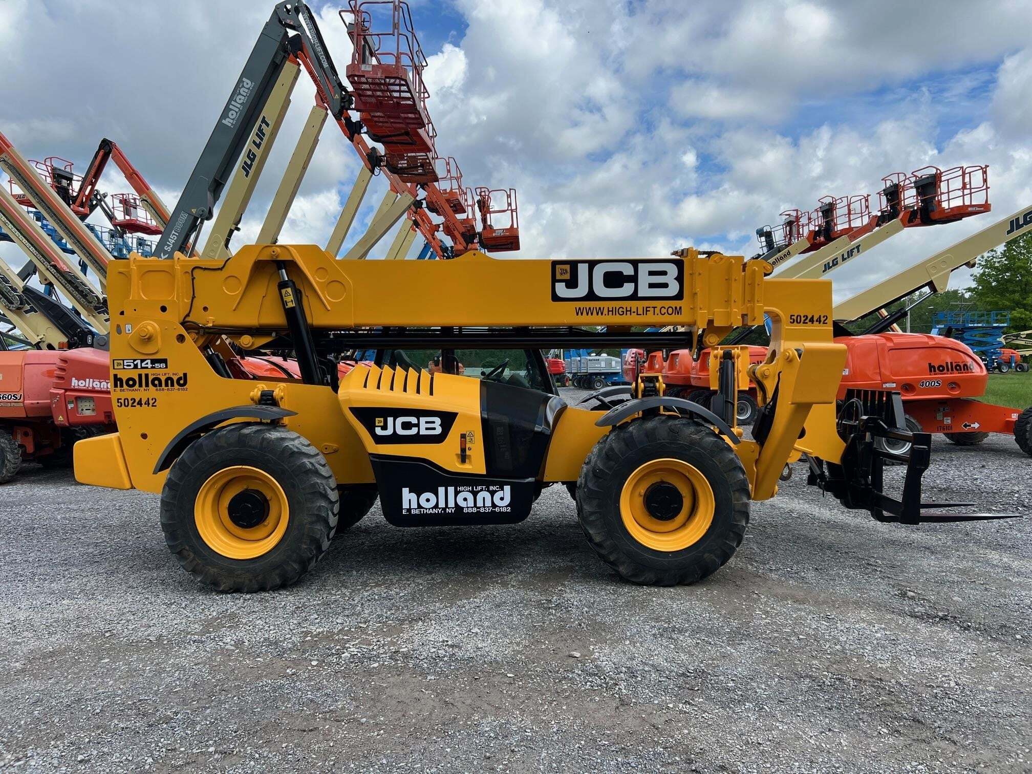 2017 JCB 514-56 in East Bethany, NY