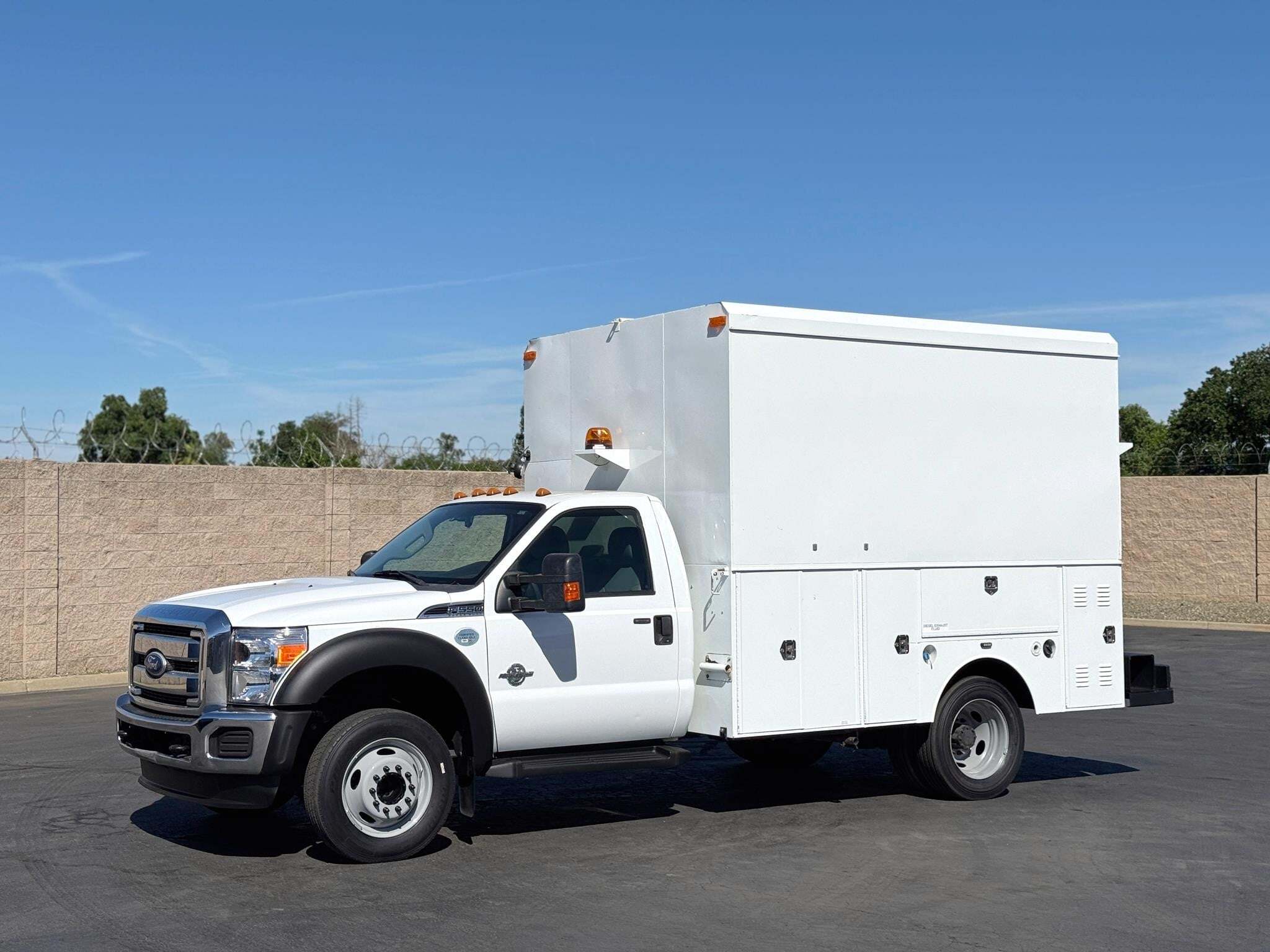 2011 FORD F550 in Sacramento, CA