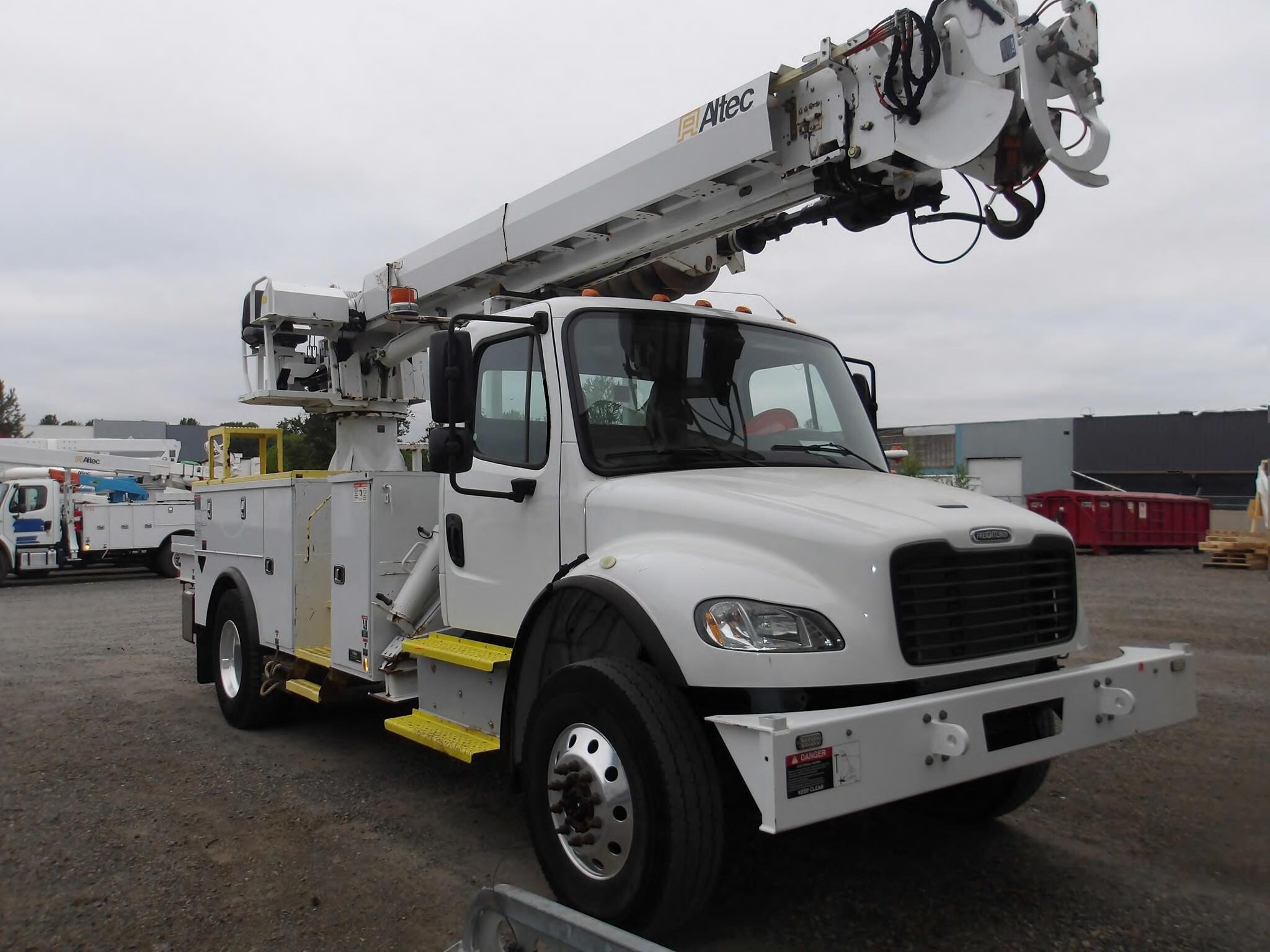 2020 FREIGHTLINER BUSINESS CLASS M2 106 in Portland, OR