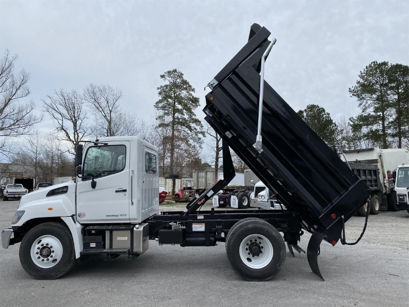 2027 HINO L6