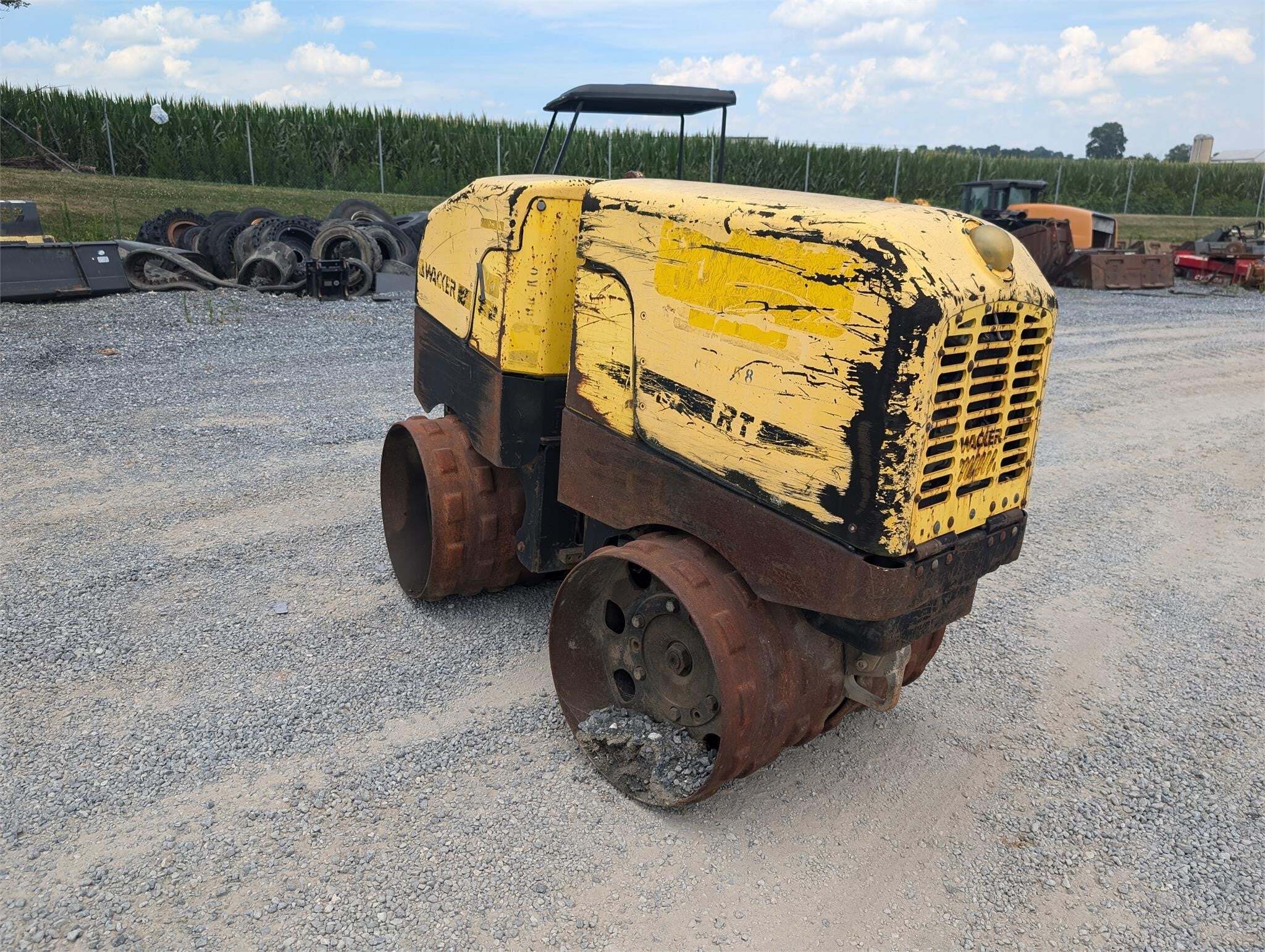 2005 WACKER NEUSON RT in Womelsdorf, PA