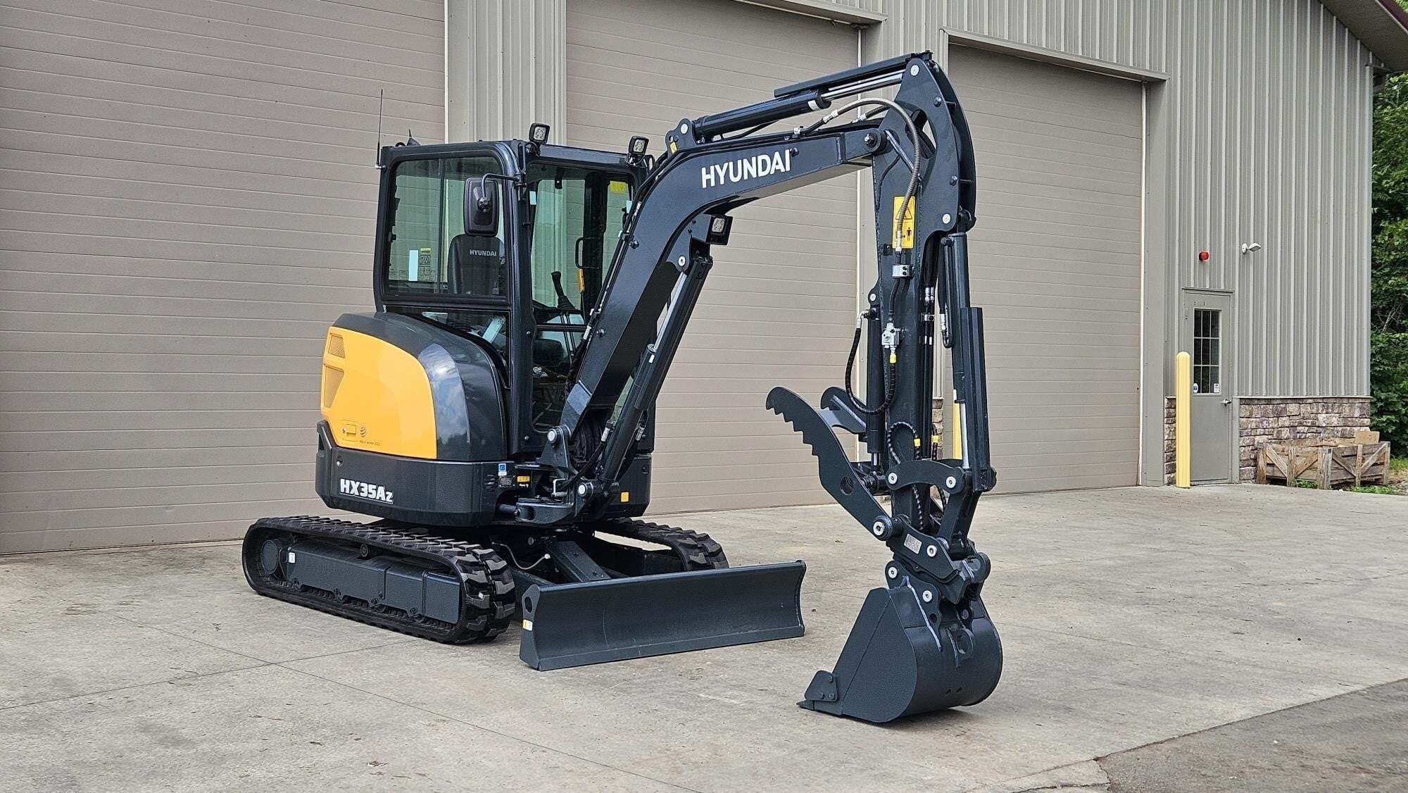2025 HYUNDAI HX35AZ in Mount Pleasant, PA
