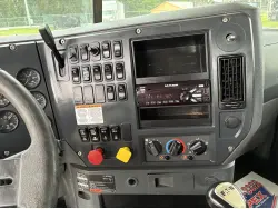 2017 MACK GRANITE GU713