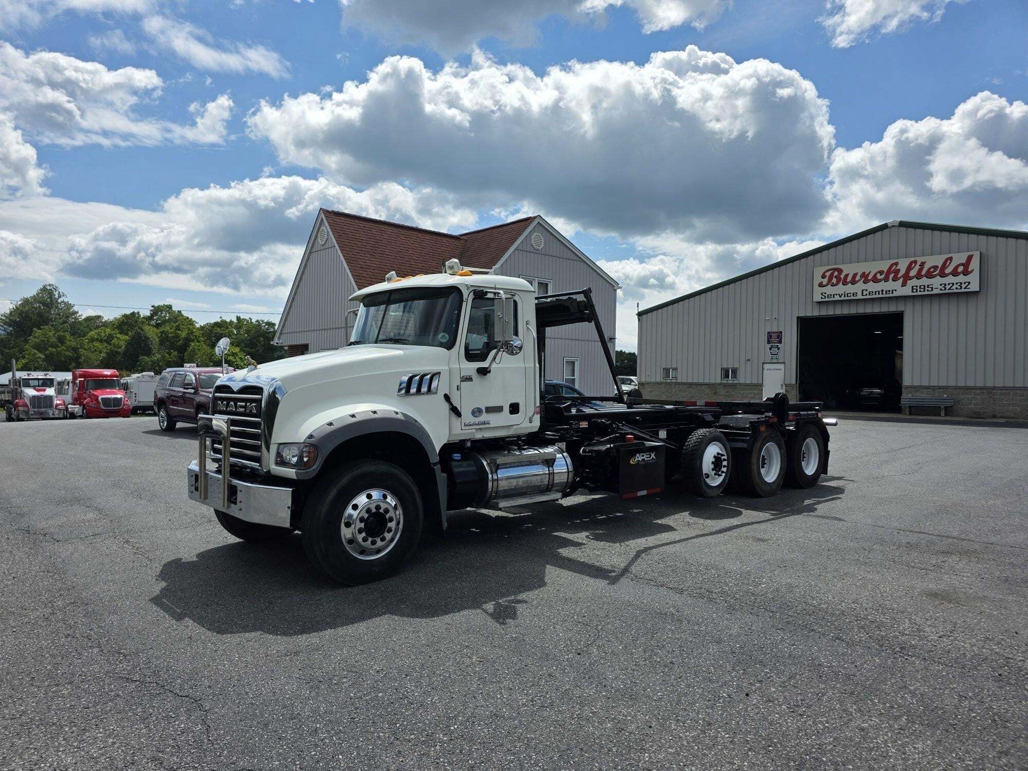 2017 MACK GRANITE GU713 in Duncansville, PA