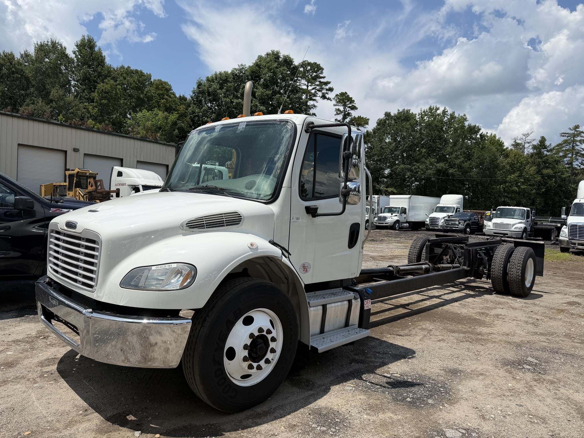 2017 FREIGHTLINER BUSINESS CLASS M2 106 in Atlanta, GA