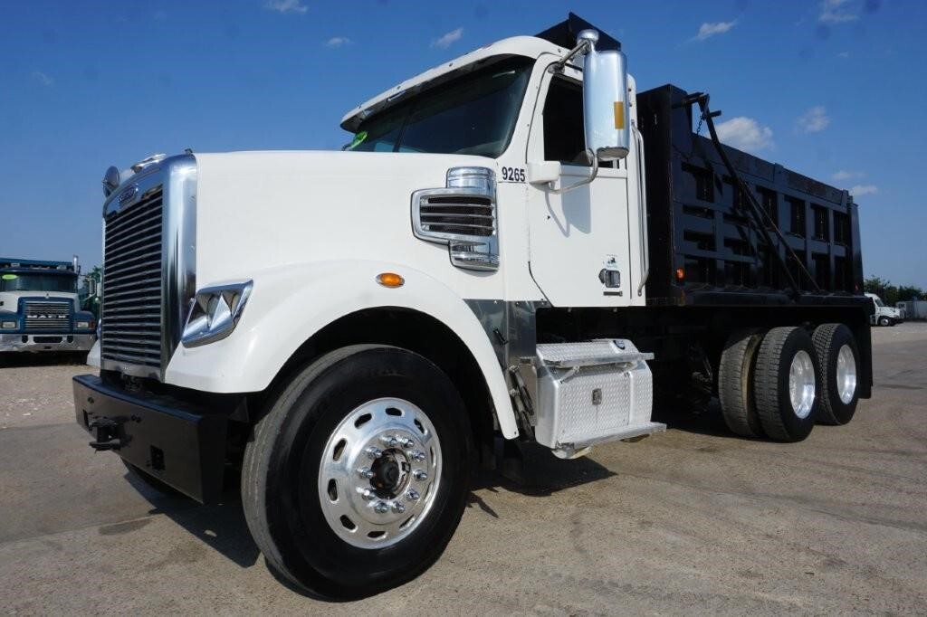 2014 FREIGHTLINER 122 SD in Houston, TX
