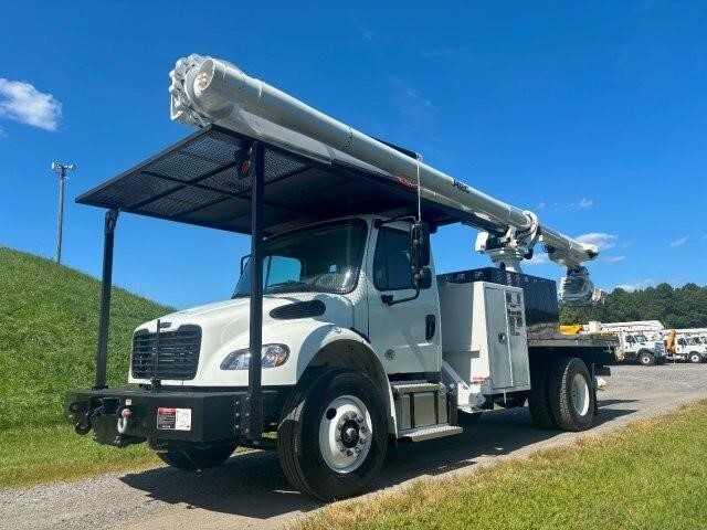 2021 FREIGHTLINER BUSINESS CLASS M2 106 in Mount Airy, NC