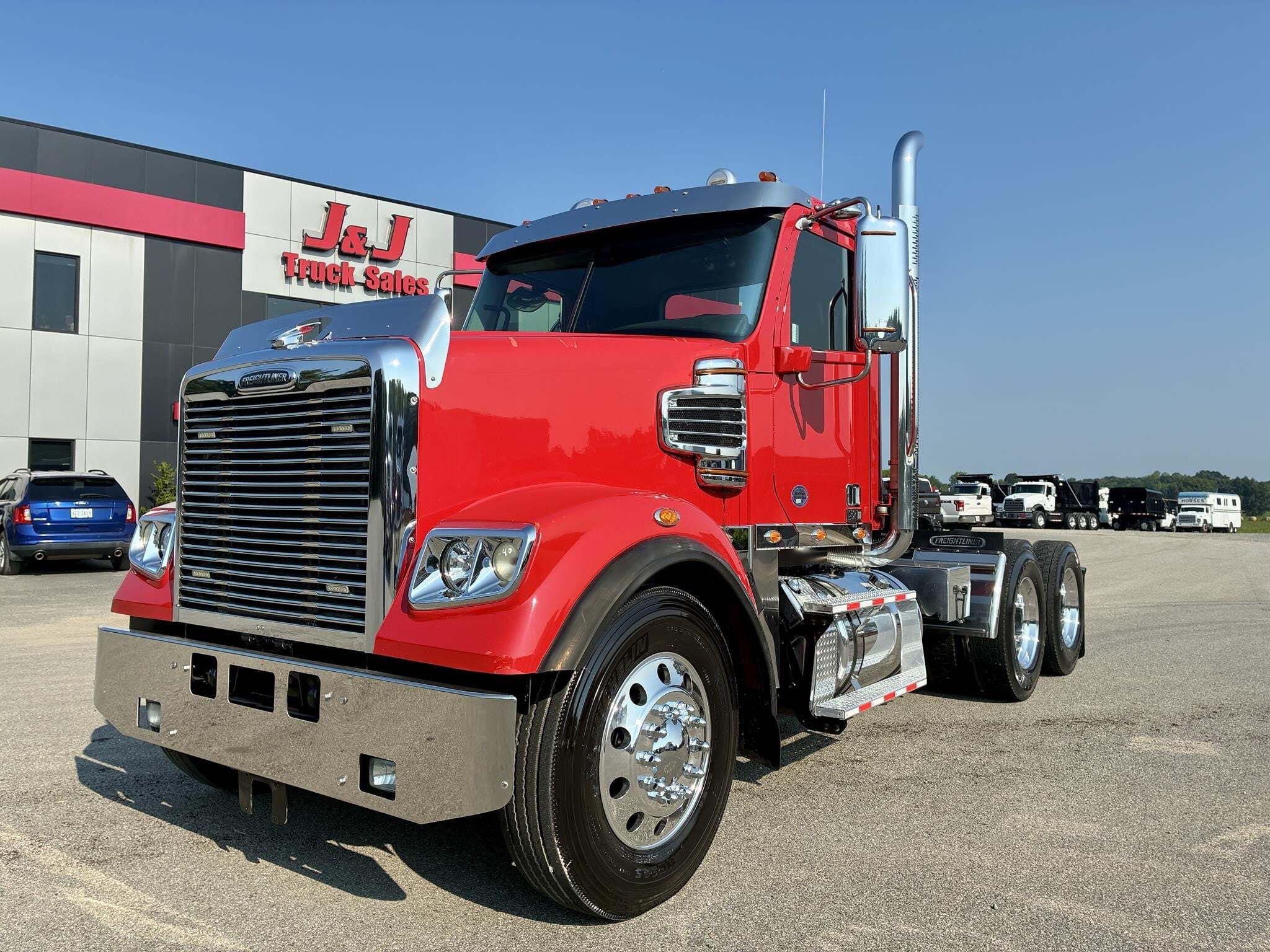 2018 FREIGHTLINER CORONADO 122 SD in Chatham, VA