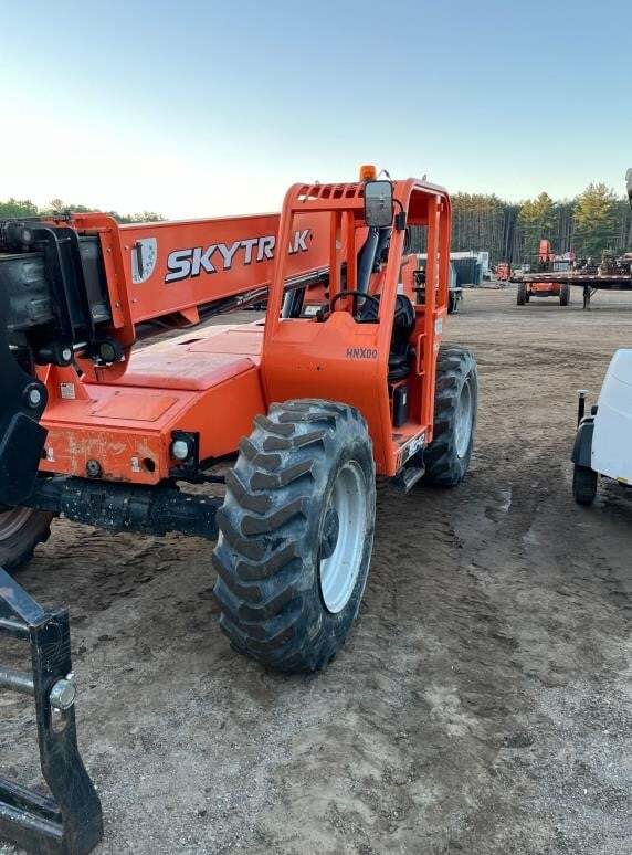2018 SKY TRAK 8042 in Northside, OH
