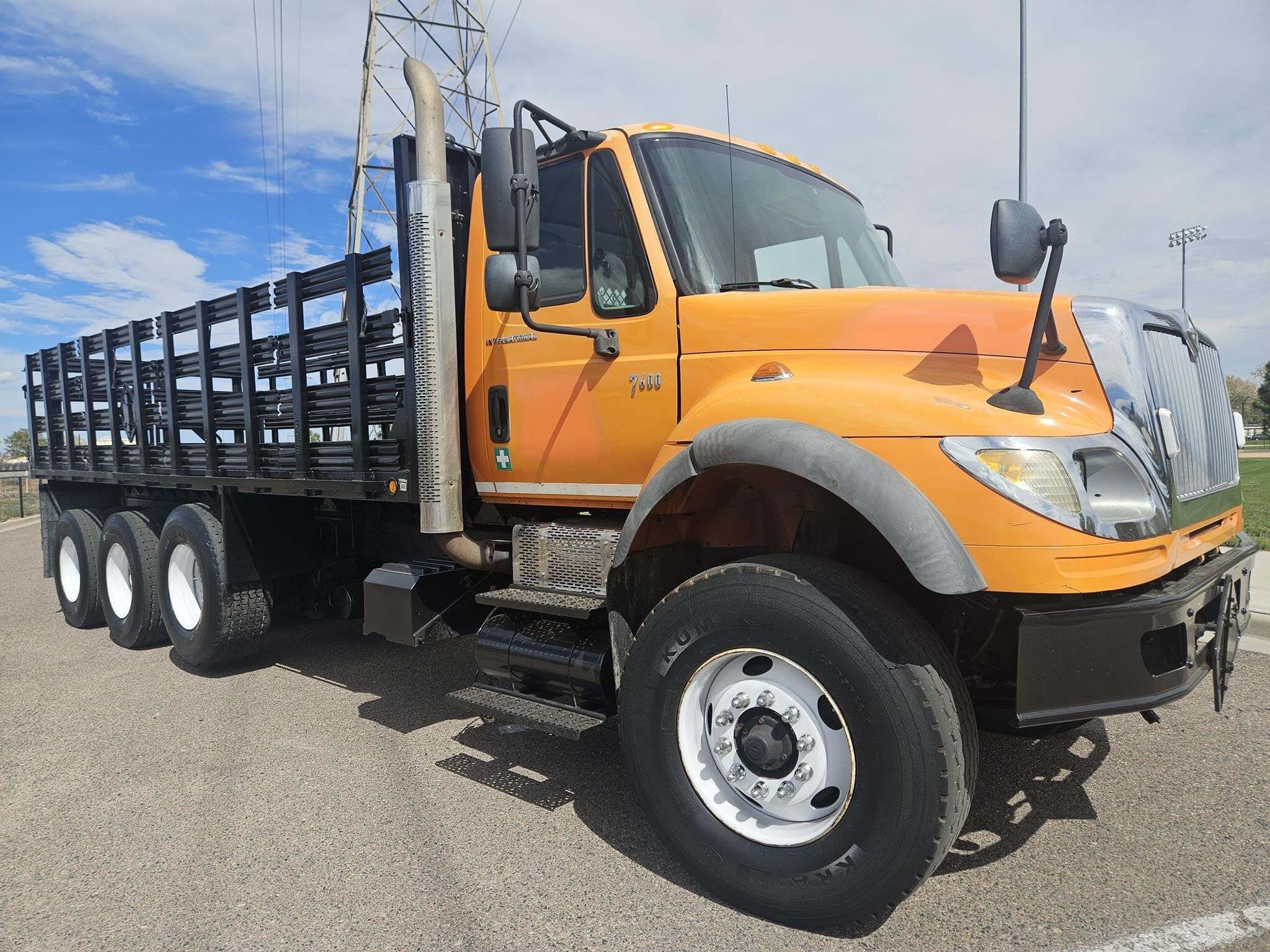 2004 INTERNATIONAL WORKSTAR 7600 in Commerce City, CO