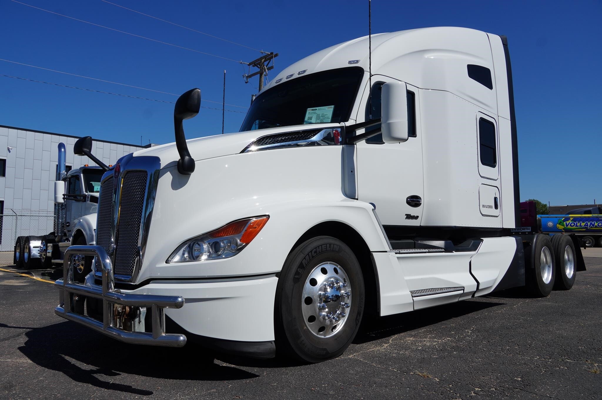 2022 KENWORTH T680 in Sioux Falls, SD