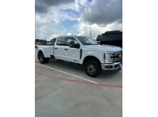 Pickup Trucks with the Largest Payload Capacity image