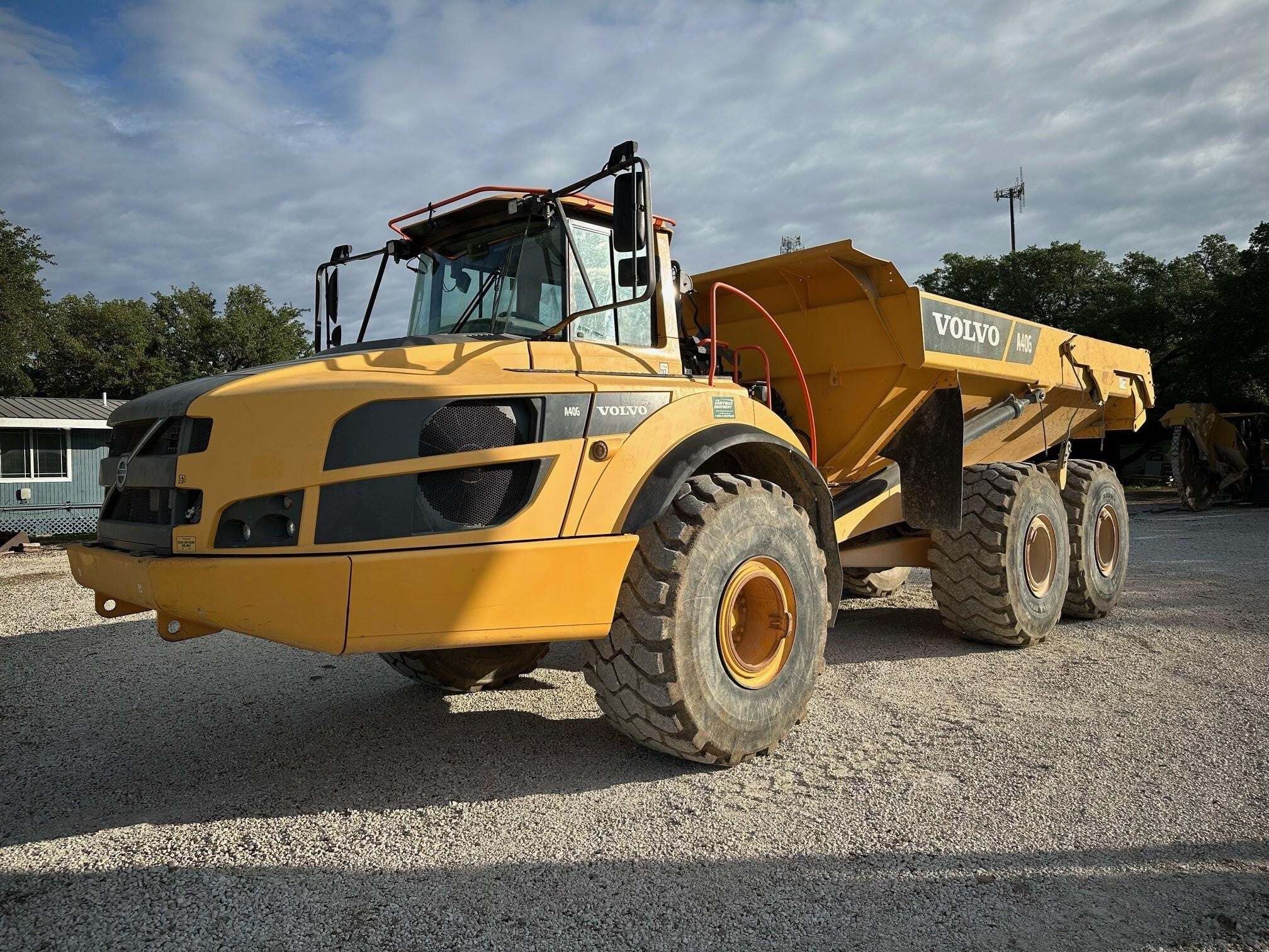 2017 VOLVO A40G in Butler, WI