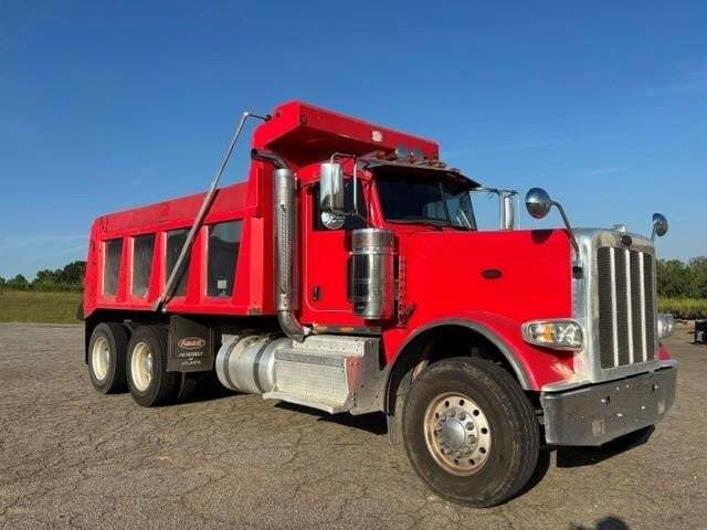 2018 PETERBILT 389 in Chatham, VA